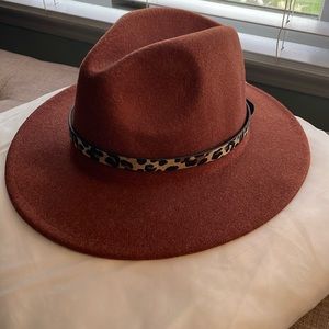 Women's hat
